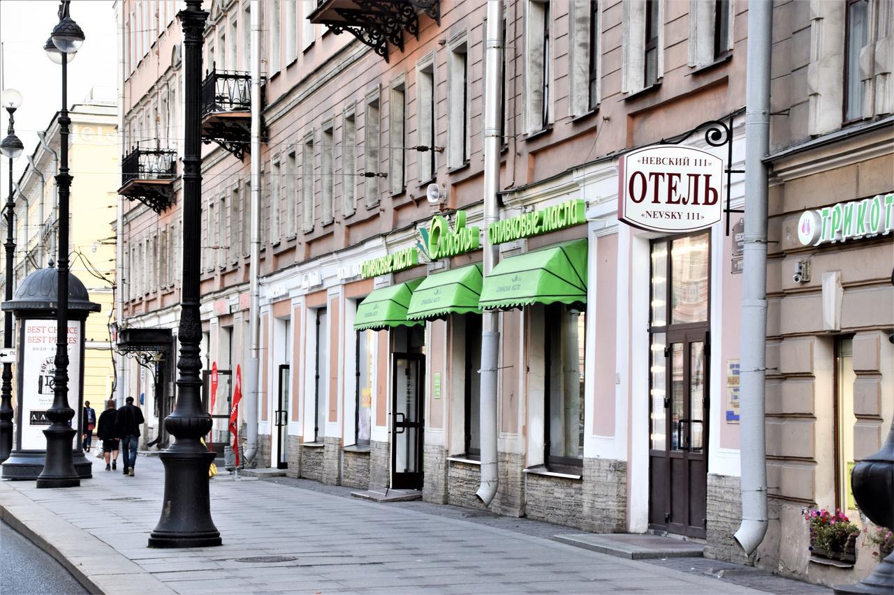 Hotel Nevsky 111 San Petersburgo Exterior foto